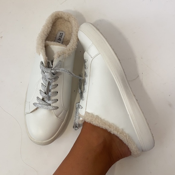 Steve Madden Alka fleece sneakers white Sherpa 9 - Picture 13 of 16